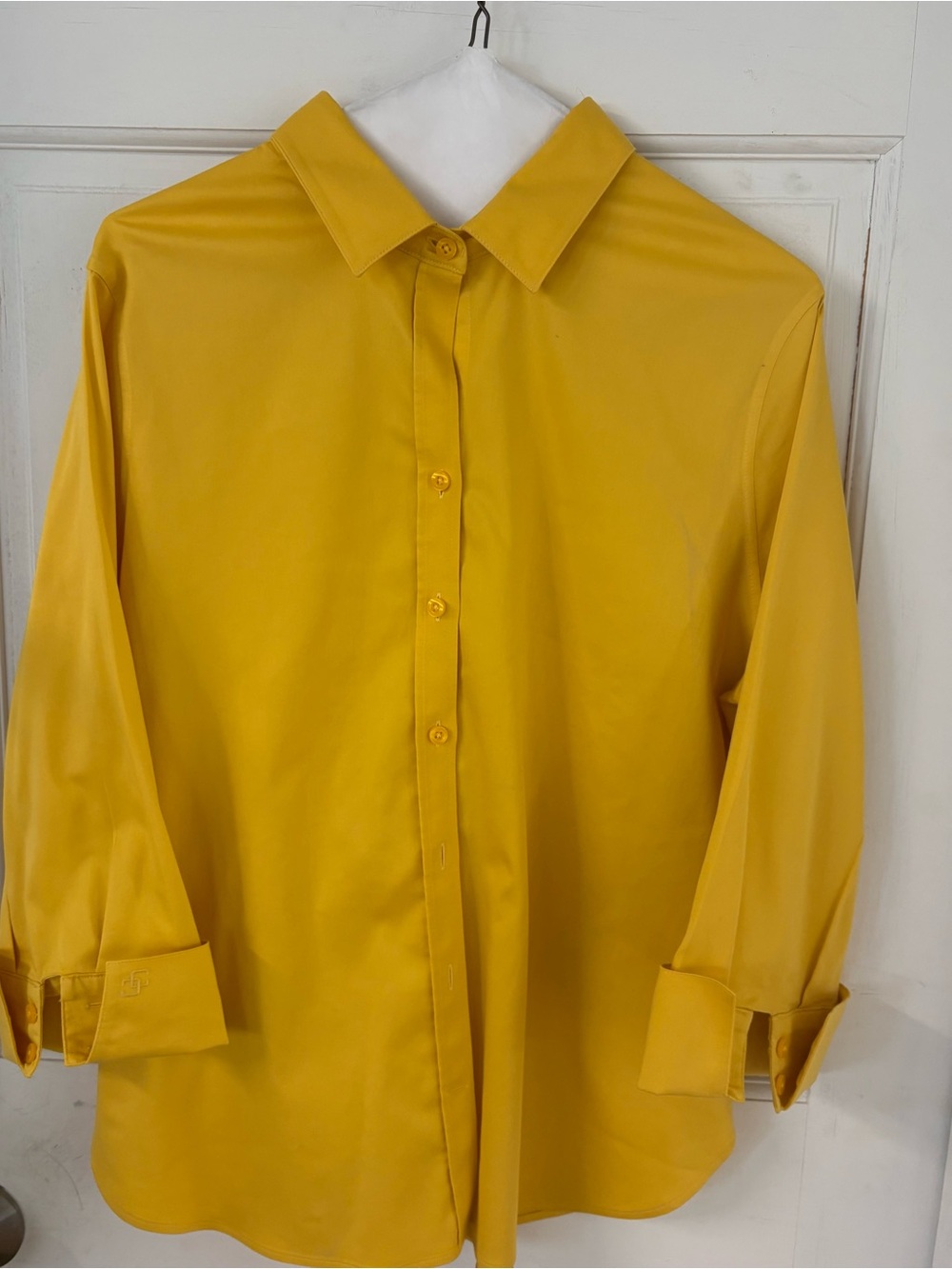 Chico's Size 2 Sunny Yellow Women's Button-Down Shirt